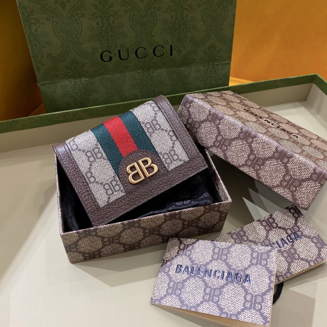 Gucci&Balenciaga Pou
